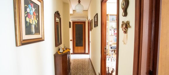 5غرفة شقة في Cagliari, Italy رقم 258047 3