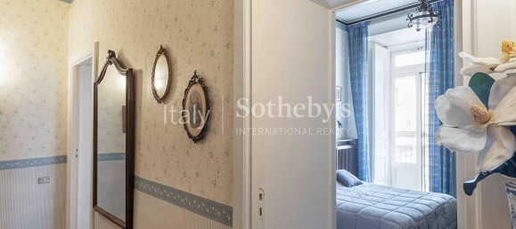 5 bedrooms Apartment in Naples, Italy No. 58754 15