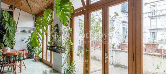 5 bedrooms Apartment in Naples, Italy No. 58754 17