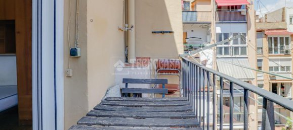 3 rooms Apartment in Eixample, Spain No. 168309 5