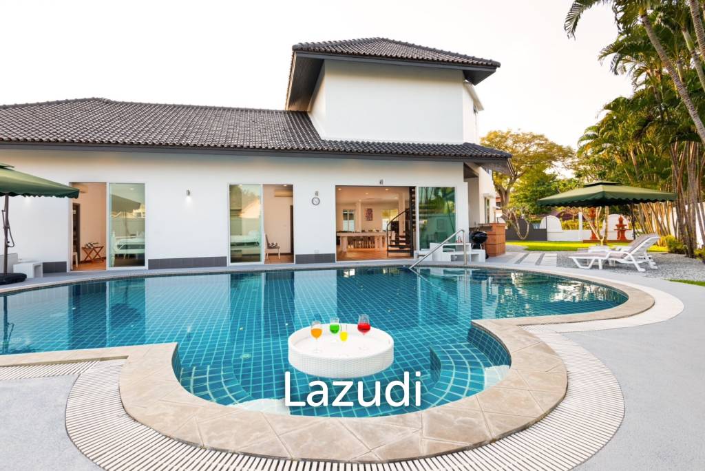 Вилла с 4 спальнями в Паттайя, Таиланд № 27384