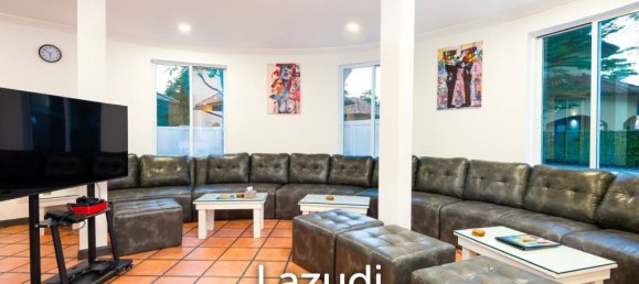 Вилла с 4 спальнями в Паттайя, Таиланд № 27384 2