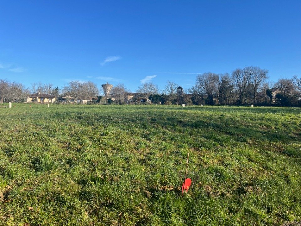 Grundstück in Beauziac, France, Nr. 95745