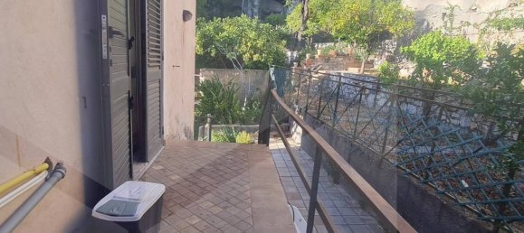 4-salle Maison à Taormina, Italy No. 22783 91