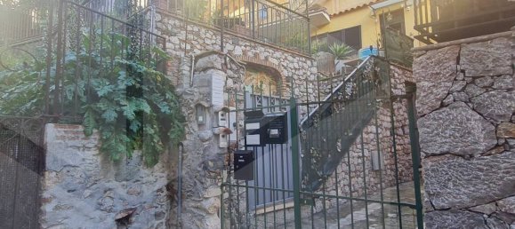 4-salle Maison à Taormina, Italy No. 22783 95