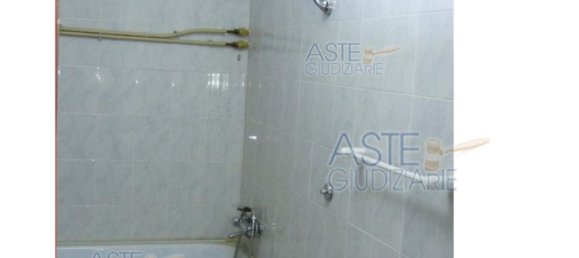 Apartamento de 3 habitaciónes en Avezzano, Italy No. 183760 16