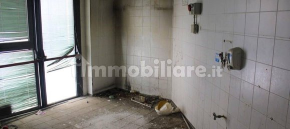 770m² Commercial property in Florence, Italy No. 326349 8