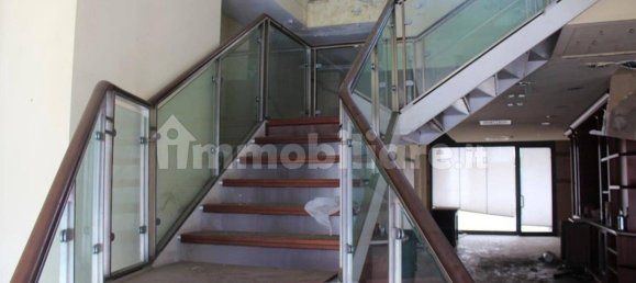 770m² Commercial property in Florence, Italy No. 326349 7