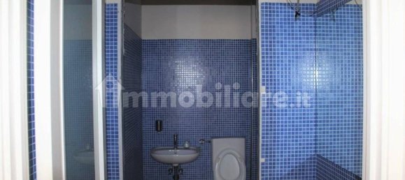 770m² Commercial property in Florence, Italy No. 326349 16