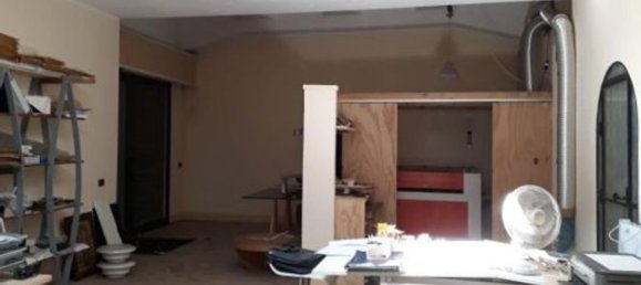 4 rooms House in Messina, Italy No. 37989 6
