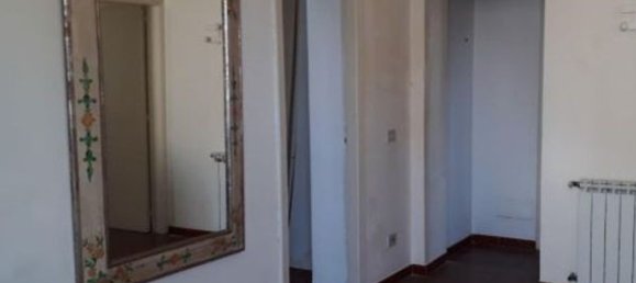 4 rooms House in Messina, Italy No. 37989 3