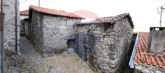 2 bedrooms House in Covide, Portugal No. 184188 2