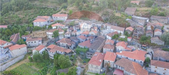 2 bedrooms House in Covide, Portugal No. 184188 10