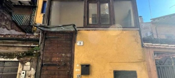 6 rooms House in Ronciglione, Italy No. 37522 12