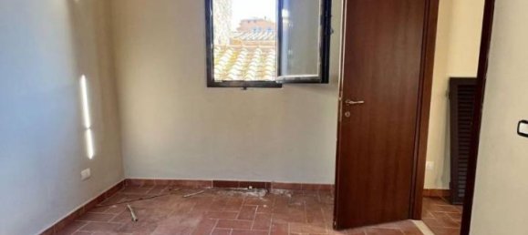 6 rooms House in Ronciglione, Italy No. 37522 5