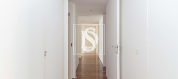 3 bedrooms Apartment in Porto, Portugal No. 132194 6