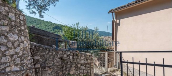3 rooms Castles in Massa Martana, Italy No. 134064 25