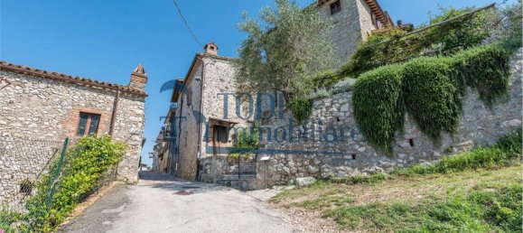 3 rooms Castles in Massa Martana, Italy No. 134064 30