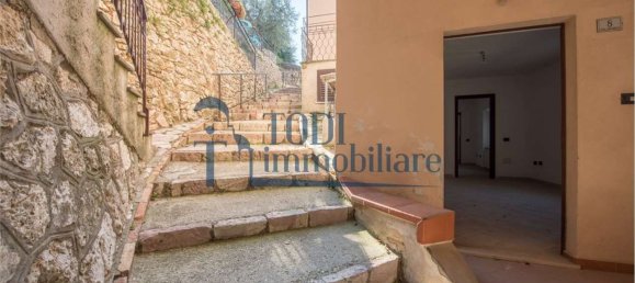 3 rooms Castles in Massa Martana, Italy No. 134064 17