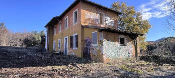 Edifício de 5 divisões em Spoleto, Italy N.º 79738 32