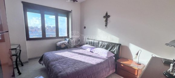 2 Schlafzimmer Wohnung in Naples, Italy, Nr. 146882 7