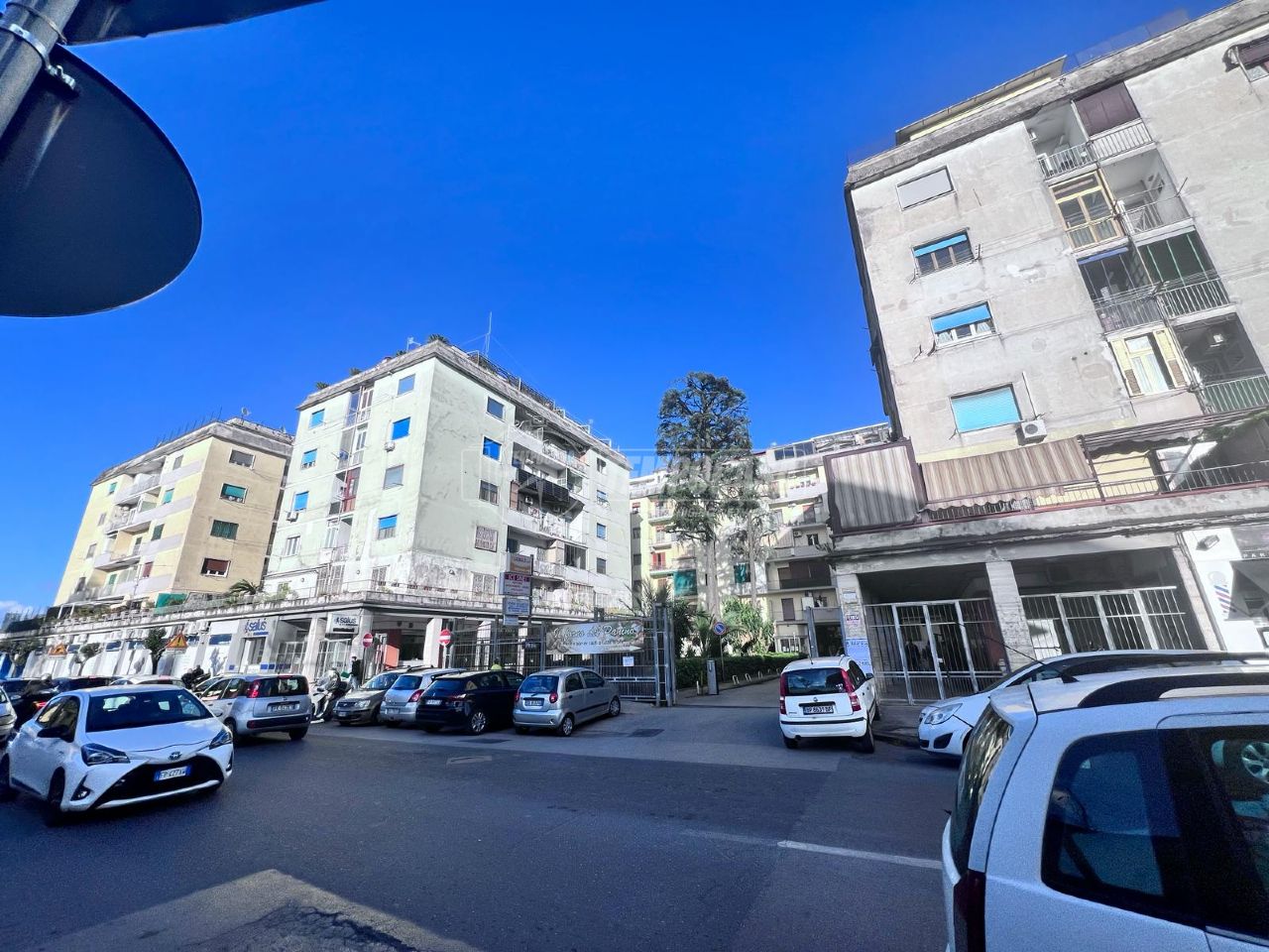 2 Schlafzimmer Wohnung in Naples, Italy, Nr. 146882