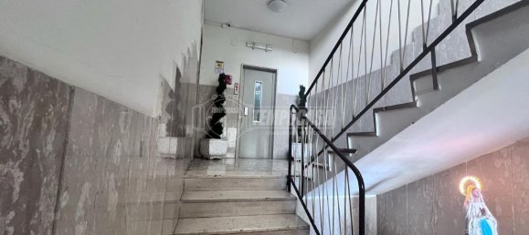 2 Schlafzimmer Wohnung in Naples, Italy, Nr. 146882 10