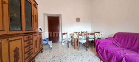 3 Schlafzimmer Wohnung in Chiaromonte, Italy, Nr. 347796 2