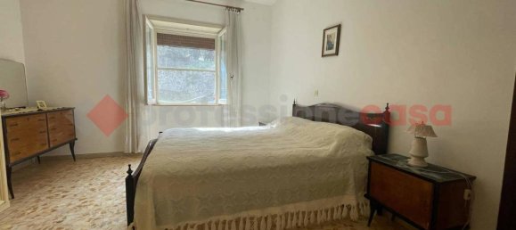 4 rooms House in Terracina, Italy No. 70492 14