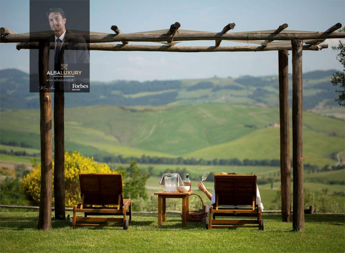 12 bedrooms Villa in Sarteano, Italy No. 450