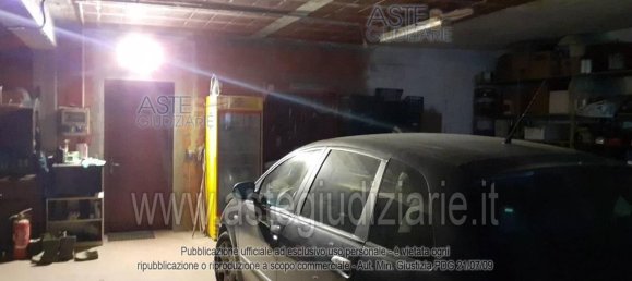 6 rooms House in Biella, Italy No. 258988 10