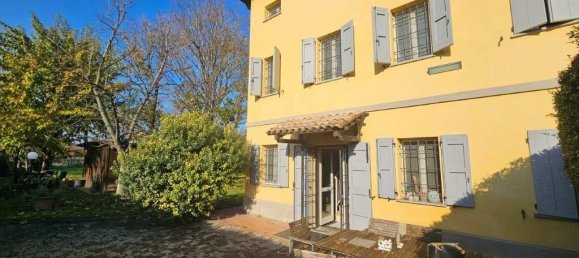 Вилла с 11 комнатами в Модена, Италия № 66380 4