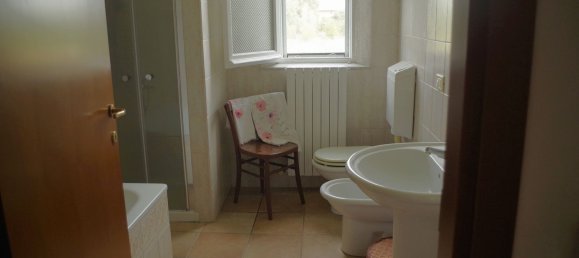 12 chambres Villa à Carpi, Italy No. 327418 28