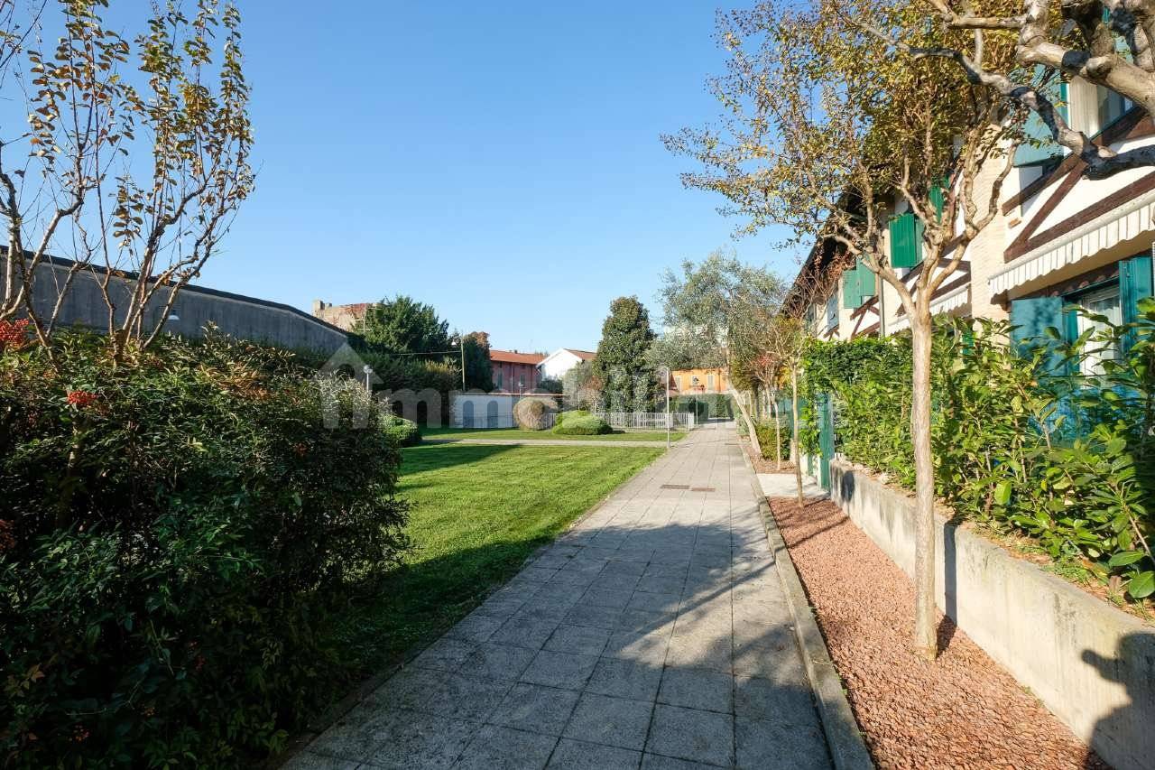 3 Schlafzimmer Haus in Stezzano, Italy, Nr. 146830