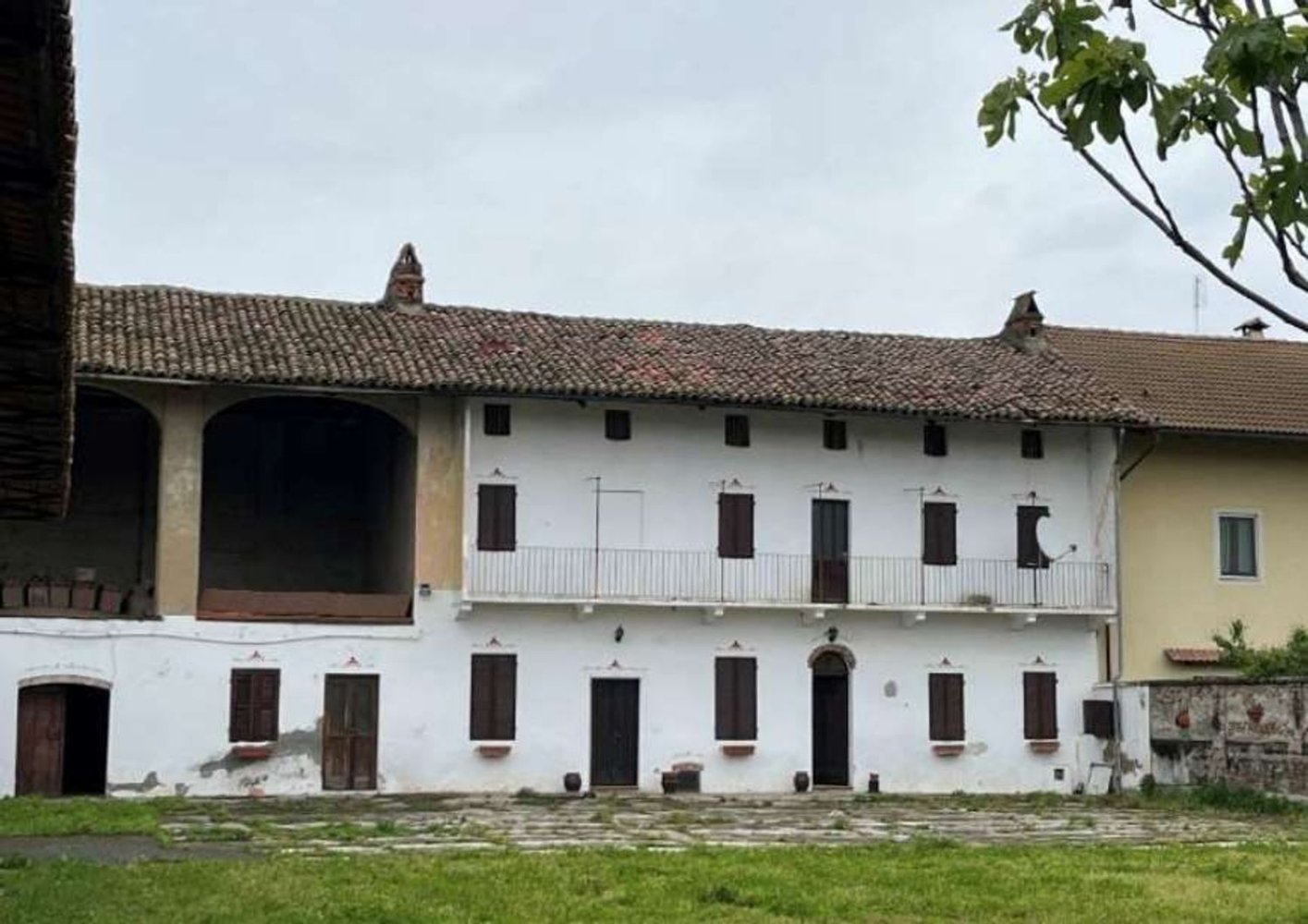 4 غرف نوم شقة في Tronzano Vercellese, Italy رقم 364503