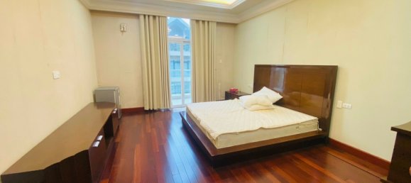 242m² Villa in District 7, Vietnam No. 12944 5