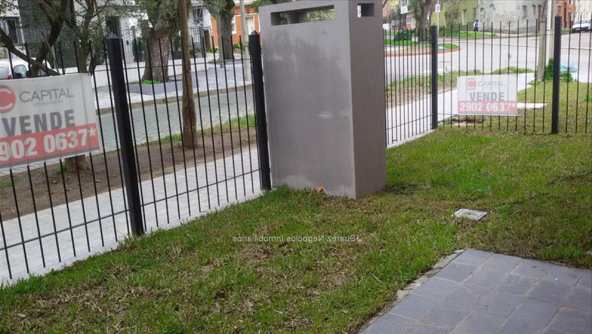 Apartamento de 2 dormitorios en Montevideo, Uruguay No. 9919