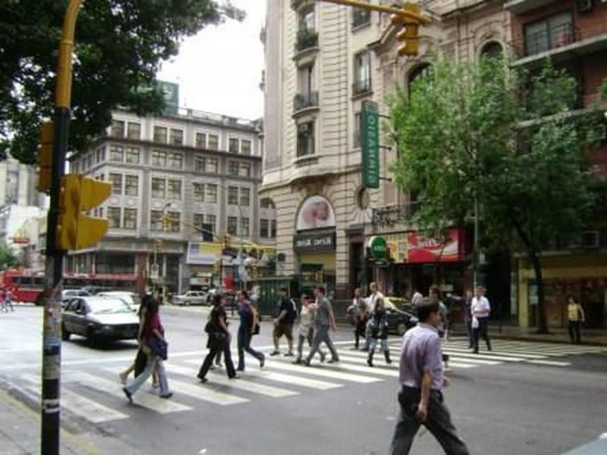 6 bedrooms House in Buenos Aires, Argentina No. 86032