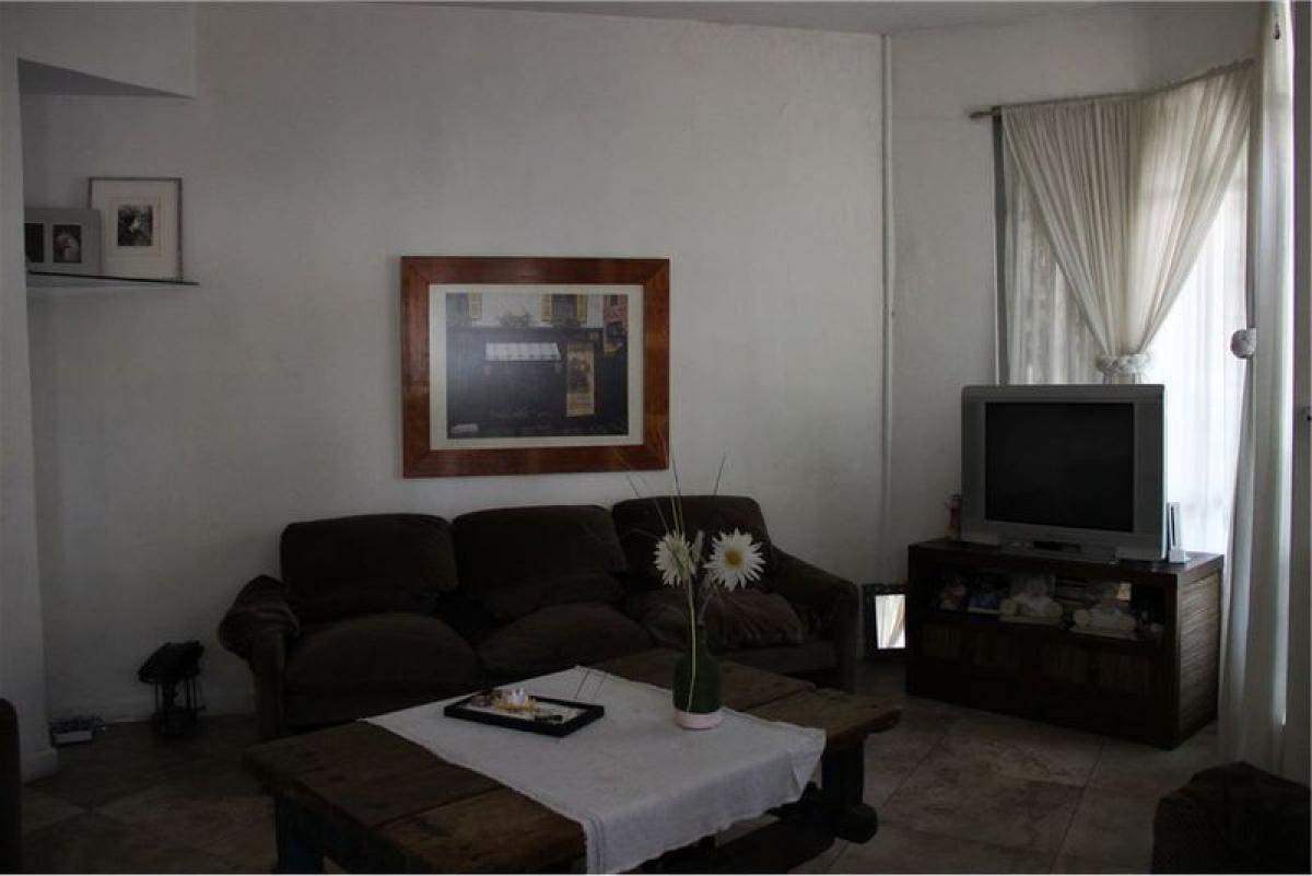 4 bedrooms House in Buenos Aires, Argentina No. 87033