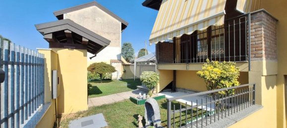 2 غرف نوم فيلا في Mesero, Italy رقم 356615 23