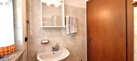 2 غرف نوم فيلا في Mesero, Italy رقم 356615 13