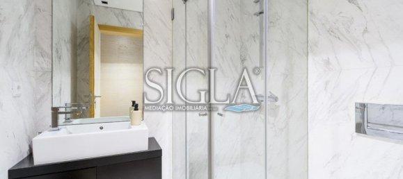 Квартира с 3 спальнями в Вила Нова ди Гая, Португалия № 124308 21