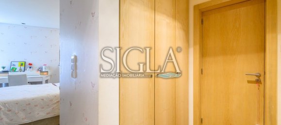 Квартира с 3 спальнями в Вила Нова ди Гая, Португалия № 124308 15