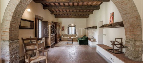 Villa de 5 dormitorios en Bucine, Italy No. 268117 39