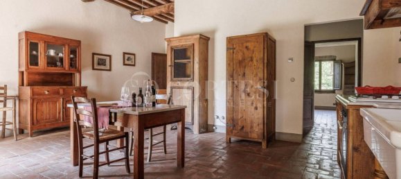 Villa de 5 dormitorios en Bucine, Italy No. 268117 11