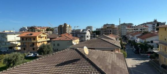 3-Zimmer Penthouse in Alba Adriatica, Italy, Nr. 110649 2