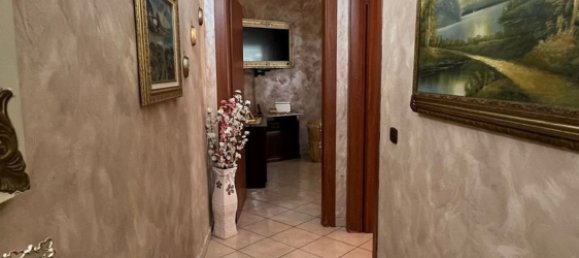 3 rooms Apartment in Giugliano in Campania, Italy No. 90166 3