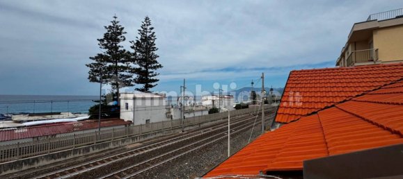 4 Schlafzimmer Wohnung in Bordighera, Italy, Nr. 293888 8