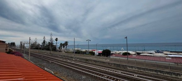 4 Schlafzimmer Wohnung in Bordighera, Italy, Nr. 293888 7