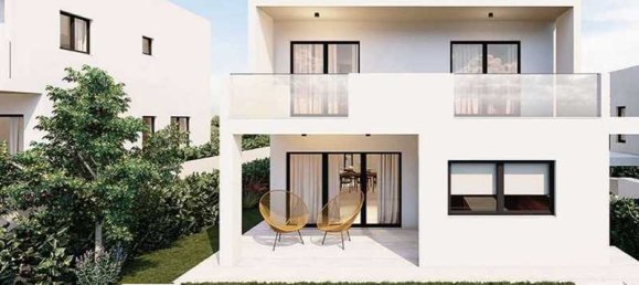 4 bedrooms House in Agios Athanasios, Cyprus No. 7318 7